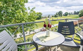 Ferienwohnung Ostsee-Dorsch mit Balkon im Kaiserhof 2